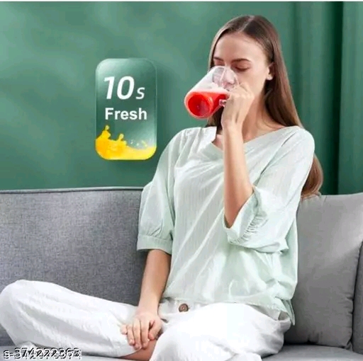 HomeCloud Attractive Trendy Fancy, Modern, Desginer Wireless Portable Travel Electric Juicer Cup - Image 4