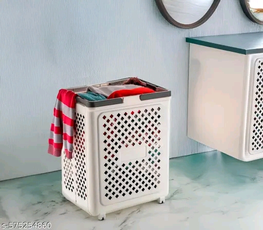Foldable Plastic Laundry Basket with Wheels - Image 4