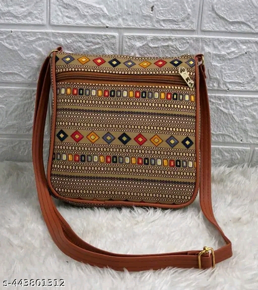TRENDING SLING BAG - Image 4