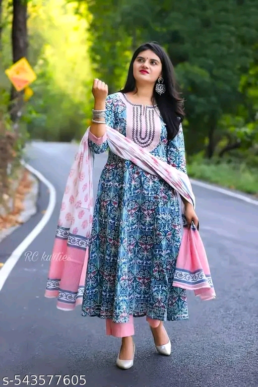 Pink Green Embroiderey Kurta Set 01